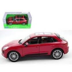 PORSCHE MACAN TURBO 1:24